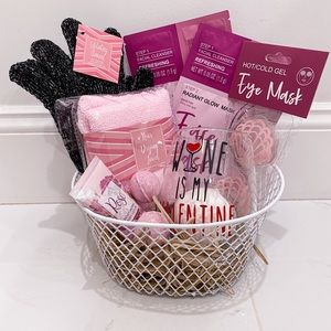Valentine Personalized Glass and Spa Gift Basket